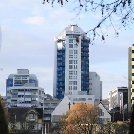 Апартаменты Saga Caves Straen *